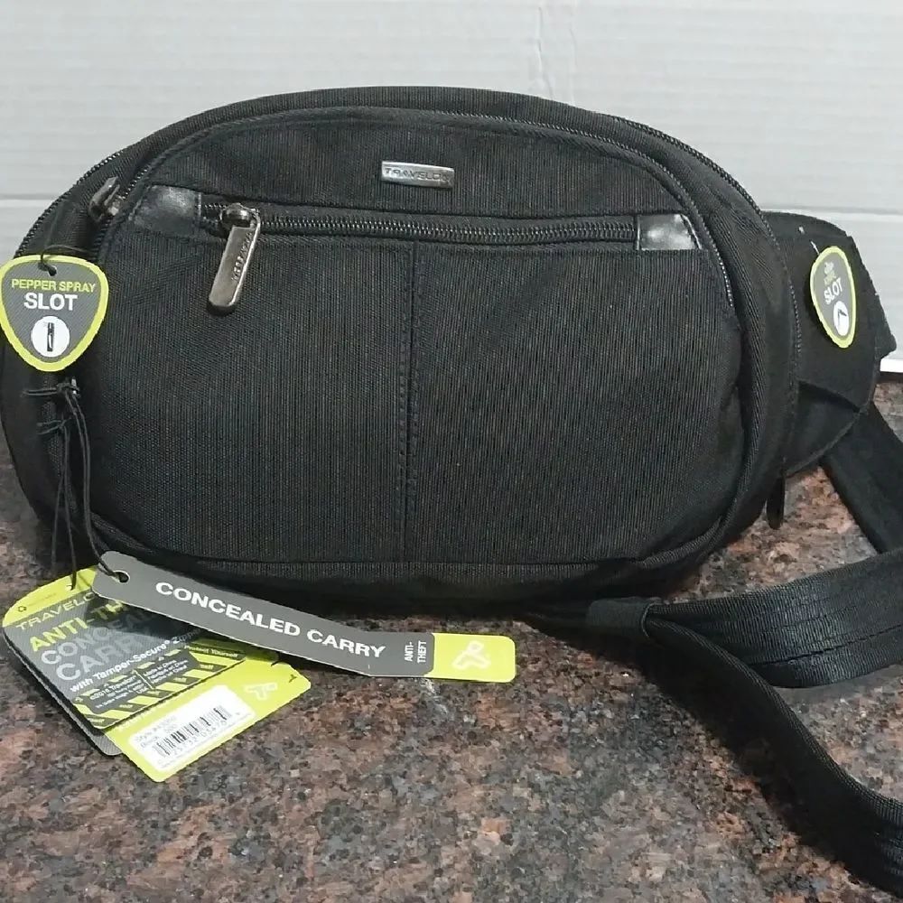 NEW Unisex Travelon Black Concealed Carry Belt Bag with Durable Design. I